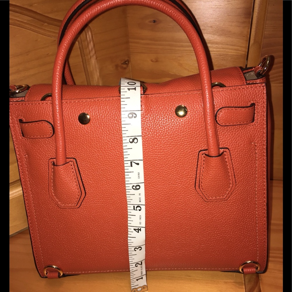 ⭐️⭐️⭐️⭐️4X HOST PICK⭐️⭐️⭐️⭐️ NWT 💯 Authentic Michael Kors All-In-One Bag - Picture 5 of 16